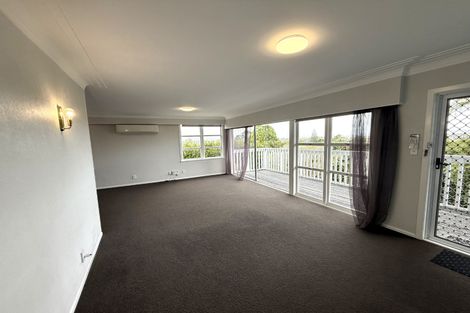 Photo of property in 5 Hartley Terrace, Massey, Auckland, 0614