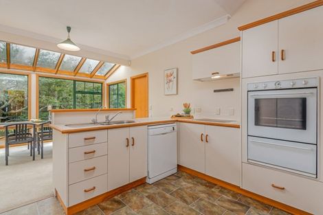 Photo of property in 6 Wanganui Road, Marton, 4710
