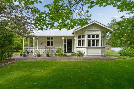 Photo of property in 160 Fitzherbert Street, Featherston, 5710