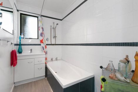 Photo of property in 2a Katterns Street, Katikati, 3129