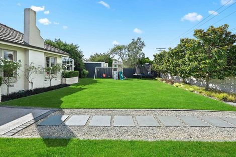 Photo of property in 31 Beerescourt Road, Beerescourt, Hamilton, 3200