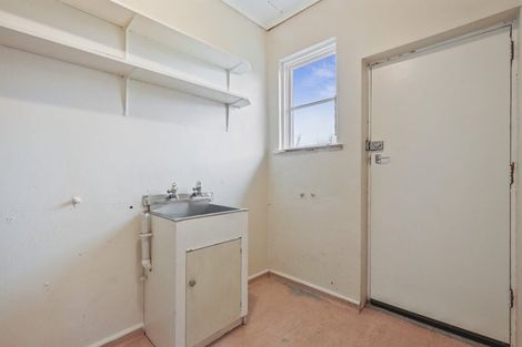 Photo of property in 13 Huia Street, Riccarton, Christchurch, 8041