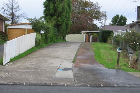 Photo of property in 1/22 Tiraumea Drive, Pakuranga, Auckland, 2010