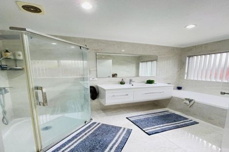 Photo of property in 152 Smales Road, East Tamaki, Auckland, 2013