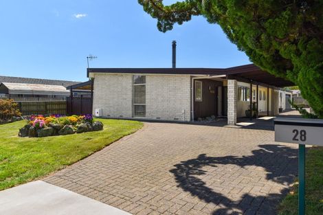 Photo of property in 28 Iles Road, Lynmore, Rotorua, 3010