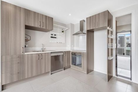 Photo of property in 506/1 Rose Garden Lane, Albany, Auckland, 0632