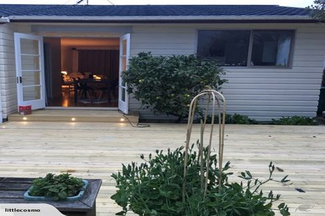 Photo of property in 113 Kahu Road, Paremata, Porirua, 5024