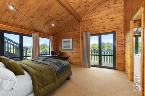 Photo of property in 522 State Highway 16, Kumeu, 0892