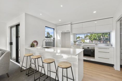 Photo of property in 26a Middlepark Road, Sockburn, Christchurch, 8042