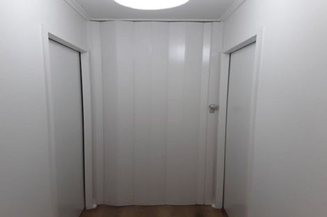 Photo of property in 1/22 Neptune Avenue, Beach Haven, Auckland, 0626