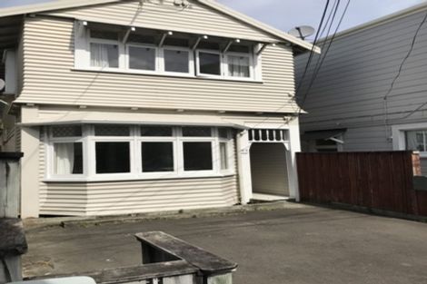 Photo of property in 37 Brougham Street, Mount Victoria, Wellington, 6011