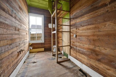 Photo of property in 15 Cornwall Street, Eltham, 4322