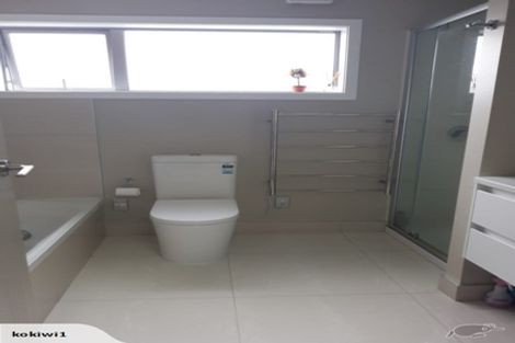 Photo of property in 2/113 Moorefield Road, Johnsonville, Wellington, 6037