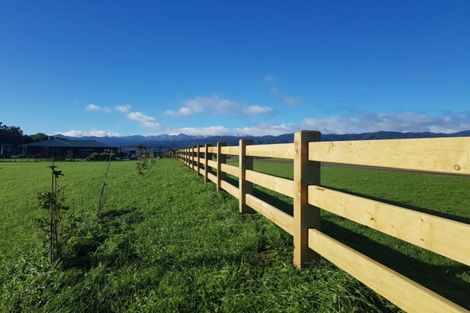 Photo of property in 75 Ohau Terraces, Ohau, 5570