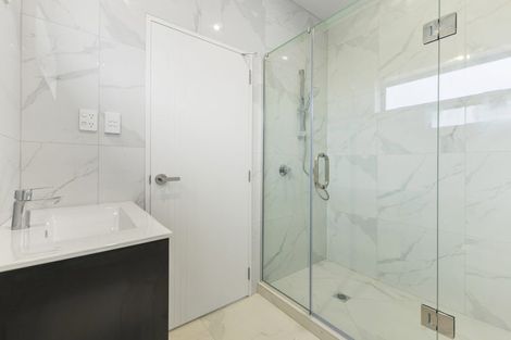 Photo of property in 36 Regis Park Drive, Pukekohe, 2120