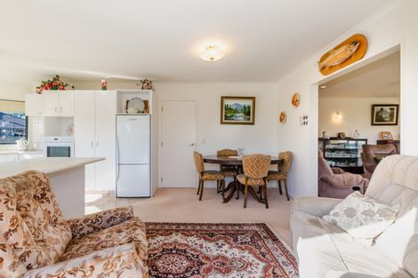 Photo of property in 76 Parata Street, Waikanae, 5036