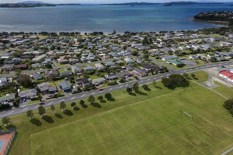 Photo of property in 313 Mahurangi East Road, Snells Beach, 0920