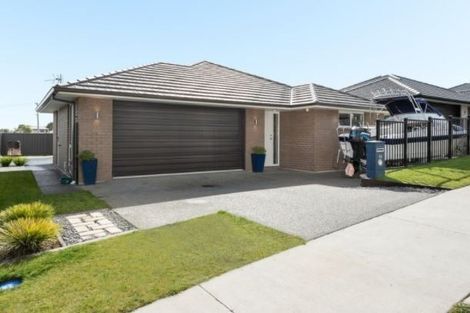 Photo of property in 14 Watene Way, Welcome Bay, Tauranga, 3112