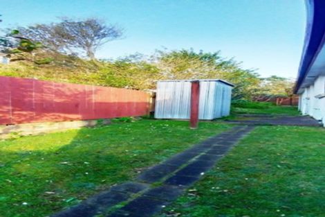 Photo of property in 2/26a Sunnynook Road, Sunnynook, Auckland, 0620