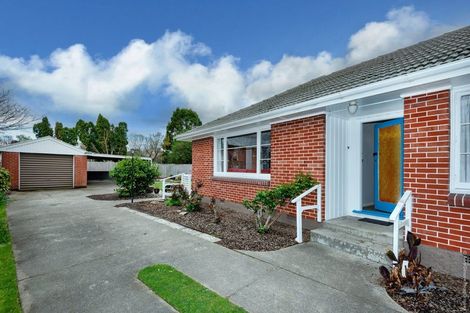 Photo of property in 8 Cranbrook Avenue, Burnside, Christchurch, 8053