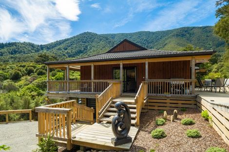 Photo of property in 16 Tai Close, Kaiuma Bay, Havelock, 7178