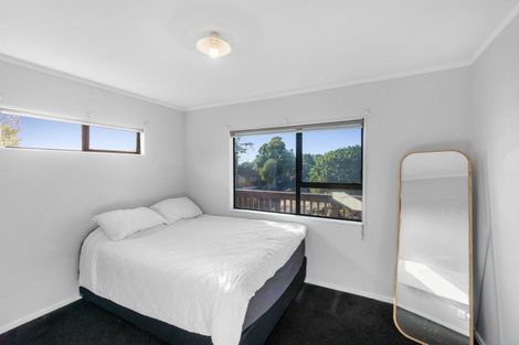 Photo of property in 59 Reynella Drive, Massey, Auckland, 0614