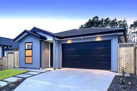 Photo of property in 24 Paihere Street, Huapai, Kumeu, 0810