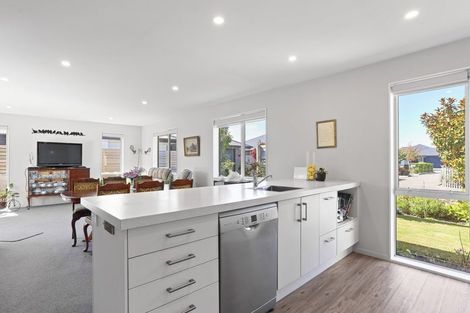 Photo of property in 5 Asha Close, Rolleston, 7614