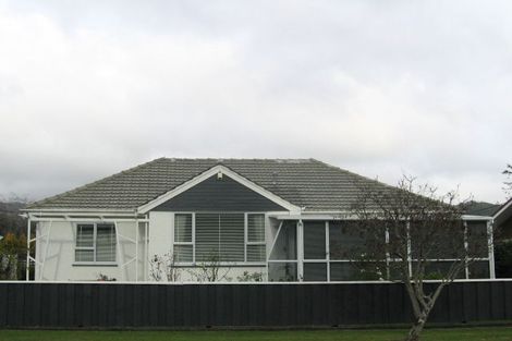 Photo of property in 1 Rawhiti Street, Stokes Valley, Lower Hutt, 5019