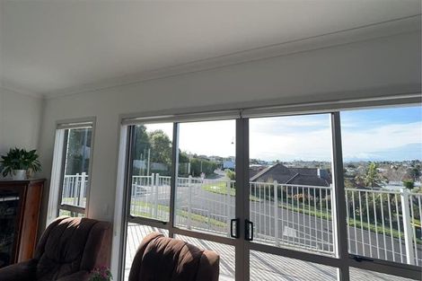 Photo of property in 2 Derbyshire Place, Dinsdale, Hamilton, 3204