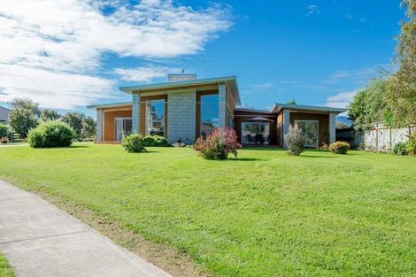 Photo of property in 7 Kilsby Place, Levin, 5510