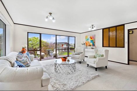 Photo of property in 59 Luton Avenue, Sunnyhills, Auckland, 2010