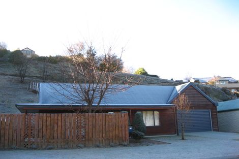 Photo of property in 41 Mcdonnell Road, Arrowtown, 9302