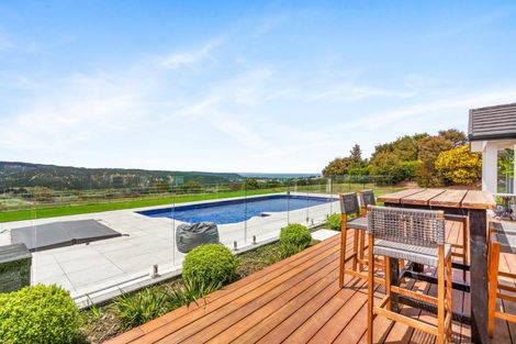 Photo of property in 92 Eskridge Drive, Eskdale, Napier, 4182