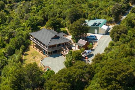 Photo of property in 16 Tai Close, Kaiuma Bay, Havelock, 7178