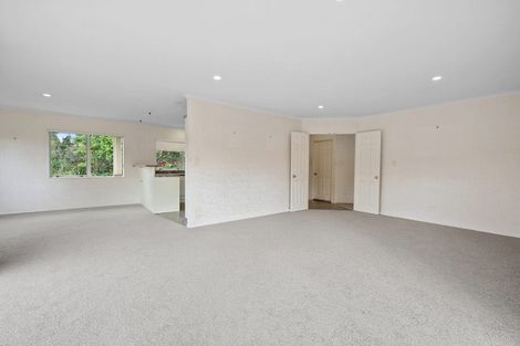 Photo of property in 6 Cabeleigh Drive, Helensville, 0800