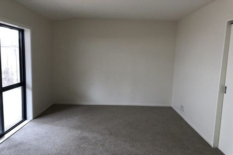 Photo of property in Krisley Court, 1/6 Ambrico Place, New Lynn, Auckland, 0600