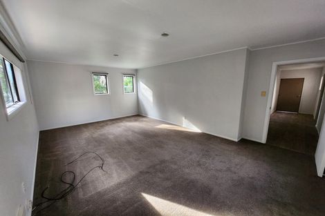 Photo of property in 105 Tidal Road, Mangere, Auckland, 2022