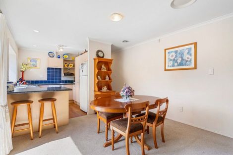 Photo of property in 40 Nuneaton Drive, Flat Bush, Auckland, 2019