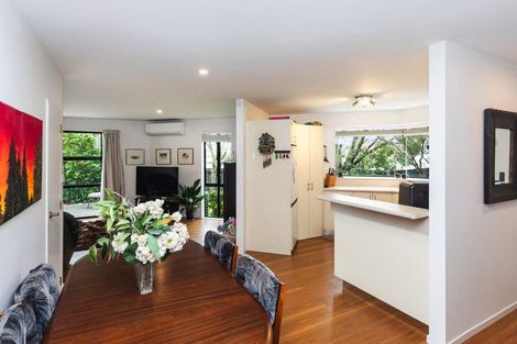 Photo of property in 49 Wainui Street, Riccarton, Christchurch, 8041