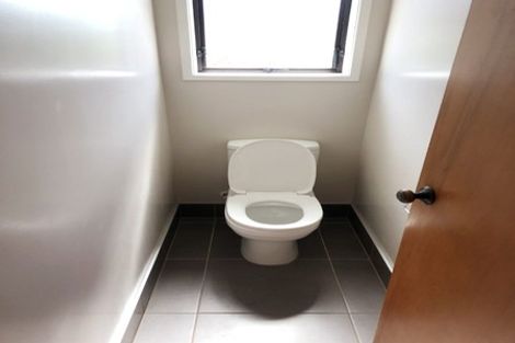 Photo of property in 2/8 Eastridge Court, Northpark, Auckland, 2013