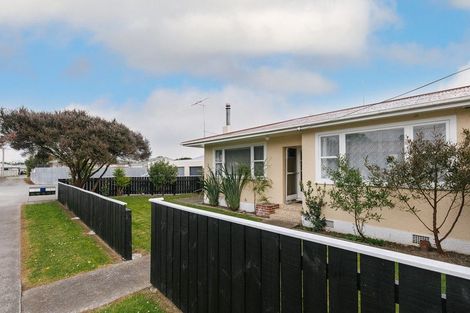 Photo of property in 341 Botanical Road, West End, Palmerston North, 4412
