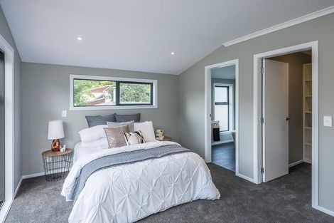 Photo of property in 37a Tiromoana Road, Raumati South, Paraparaumu, 5032