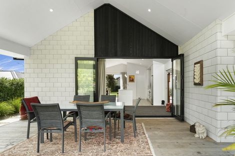 Photo of property in 4 Mckenna Lane, Omokoroa, 3114