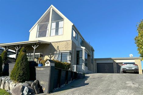Photo of property in 2 Stanton Crescent, Karoro, Greymouth, 7805
