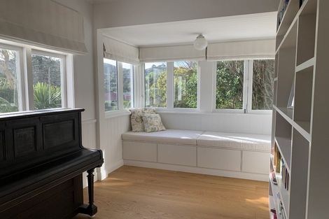 Photo of property in 401 Karori Road, Karori, Wellington, 6012