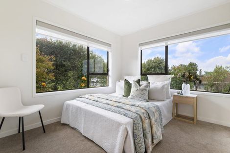 Photo of property in 1/94 Glamorgan Drive, Torbay, Auckland, 0630