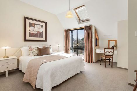 Photo of property in 17 Hanover Place, Ilam, Christchurch, 8041