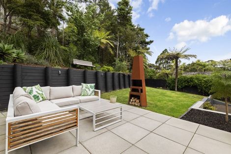 Photo of property in 102 Park Hill Road, Birkenhead, Auckland, 0626