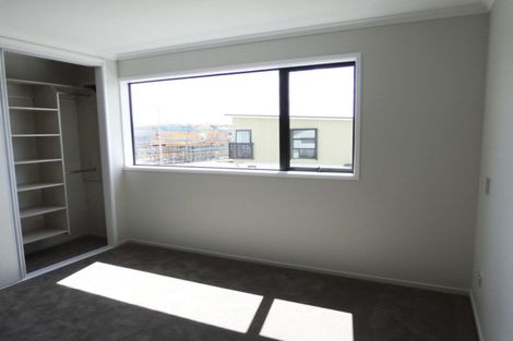 Photo of property in 18 Walter Merton Road, Hobsonville, Auckland, 0616